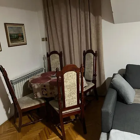 Apartment 1 *